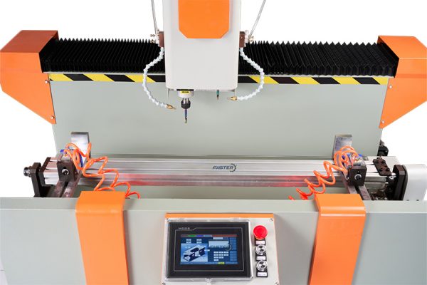 Máy khoan khóa nhôm 2 đầu Faster CNC 1350 Máy khoan khóa nhôm 2 đầu Faster CNC 1350
